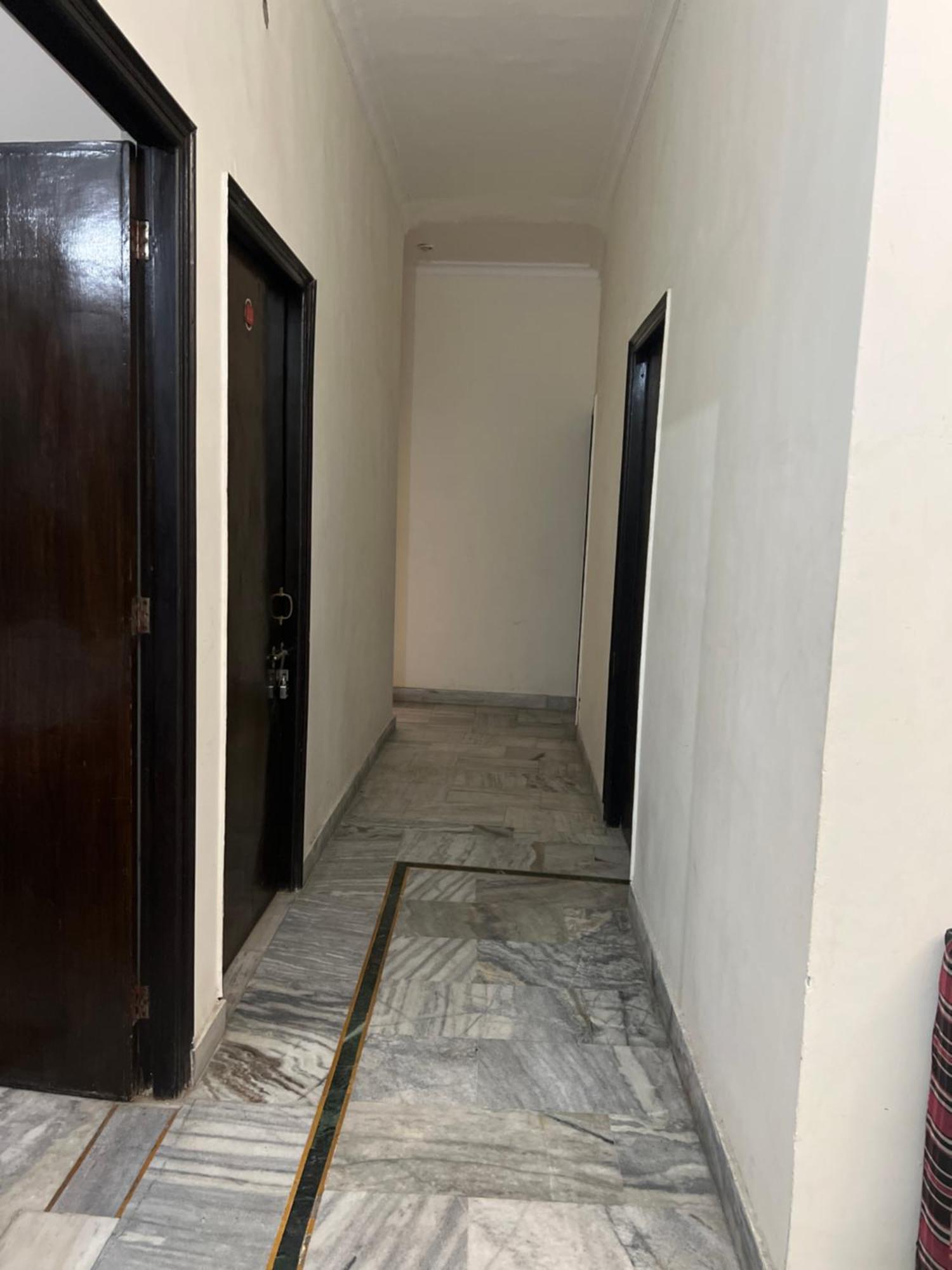 Raja Guest House -- Jalandhar Railway Station -- For Family, Couples, Travellers מראה חיצוני תמונה