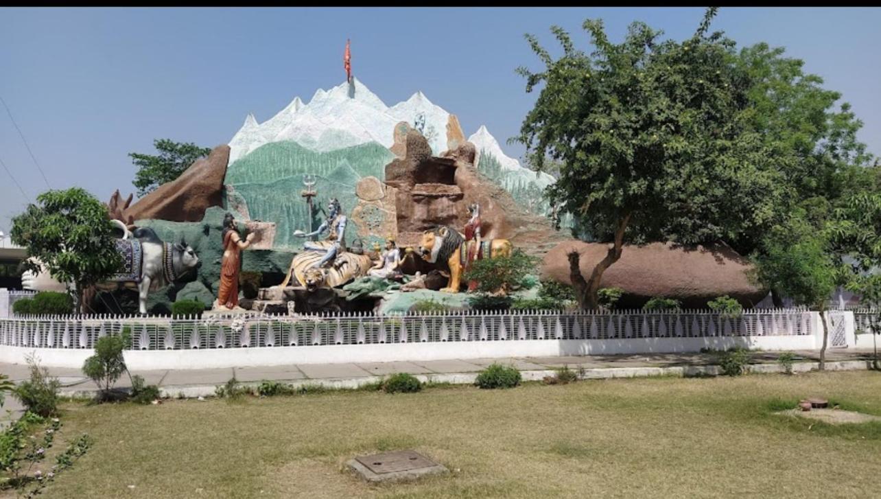 Raja Guest House -- Jalandhar Railway Station -- For Family, Couples, Travellers מראה חיצוני תמונה